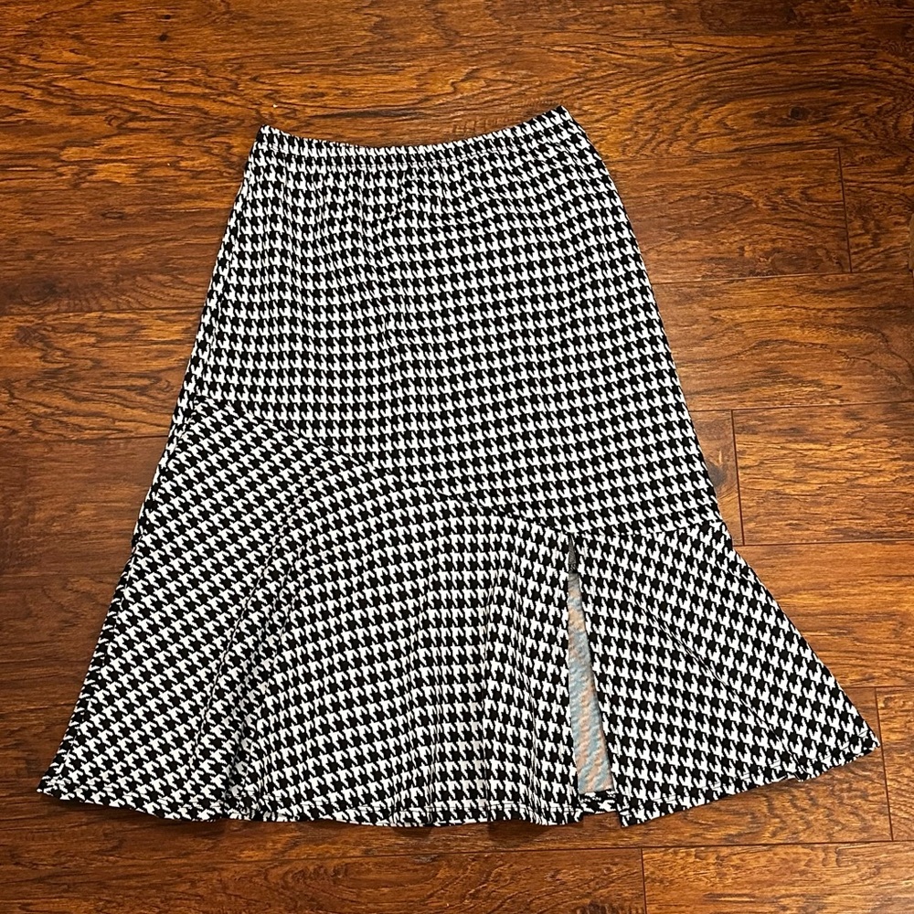 Asymmetrical Houndstooth Mermaid Style Pencil Skirt